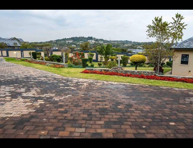 7 BEDROOM HOUSE FOR SALE IN BLUE HILLS EQUESTRIAN ESTATE